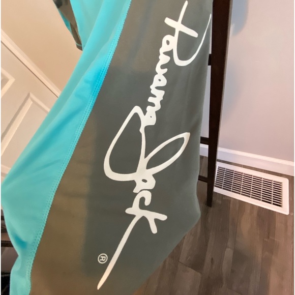 PANANAMA JACK RASH GUARD - Picture 2 of 7